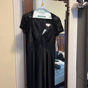 Badgley Mischka floor length gown. Never worn, still with tags. Size 6